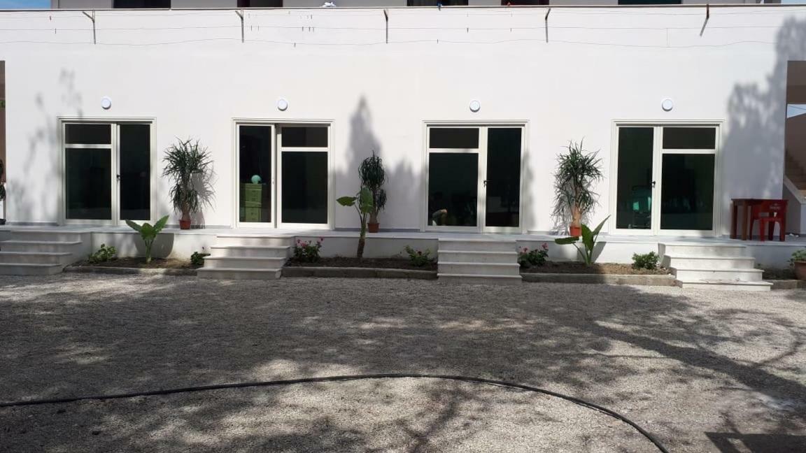 Sea Front Villa Vlorë Exterior foto